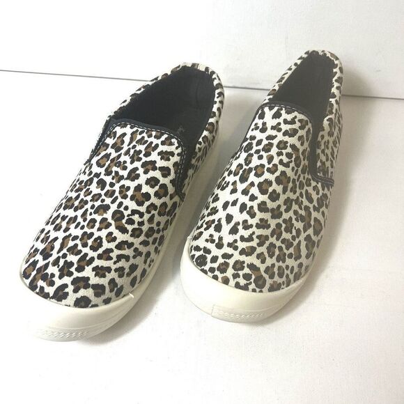 Tommy Bahama Fabric Shoe Womens Size 9 Cheetah Print Slip On Comfort Casual Flat - Picture 3 of 11